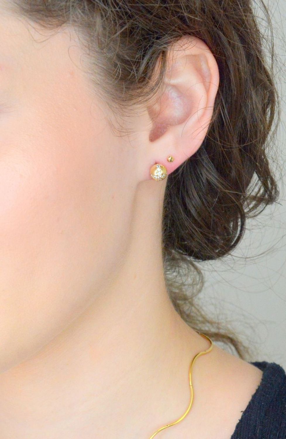 Złote kolczyki przy uchu kulki grawerowane 3 mm DIA-KLC-10897-585 3mm.jpg